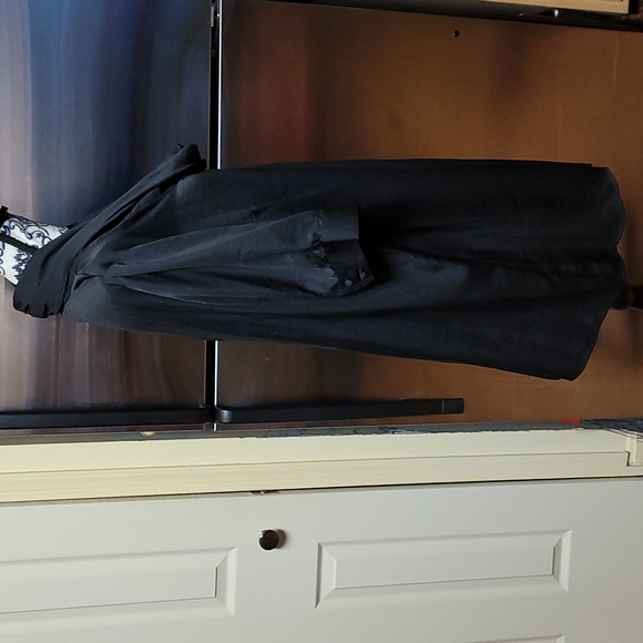 NWOT Flowy Tunic - Picture 4 of 9